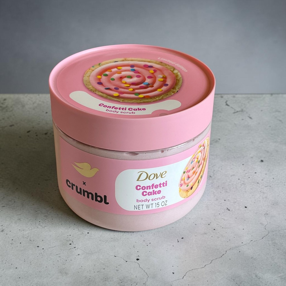 Dove x Crumbl Confetti Cake Body Scrub 15 oz Pink Limited Edition Exfoliator - Picture 3 of 6